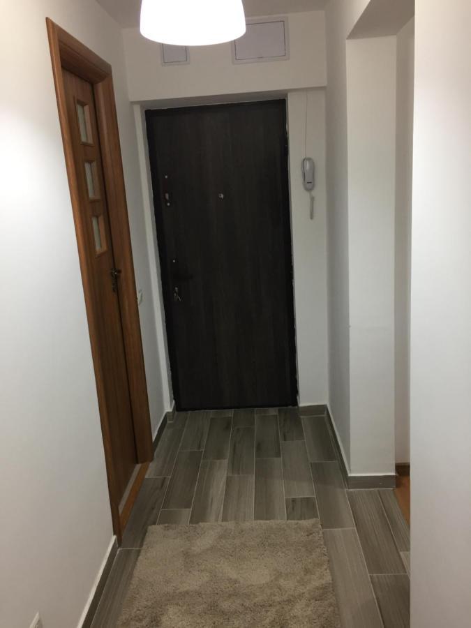 Roby Apartament Bukarest Exteriör bild